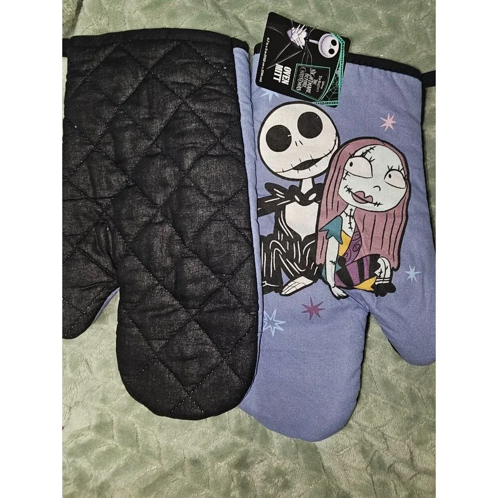 Nightmare Before Christmas Kitchen Pot Holder Hot Pad Oven Mitt Two Piece Set NW